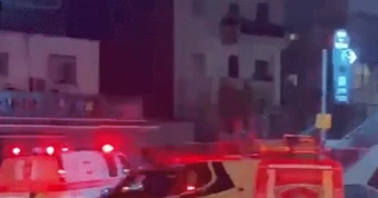 Tên lửa, bom chùm dồn dập dội xuống Israel: Iran tung đòn mạnh nhất, tuyên bố 'ít nhất 6 tháng' xung đột