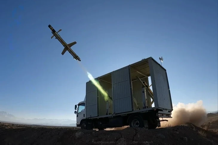 Tên lửa Iran 90.000 USD 'khắc chế' drone triệu đô của Mỹ Tên lửa Iran 90.000 USD 'khắc chế' drone triệu đô của Mỹ