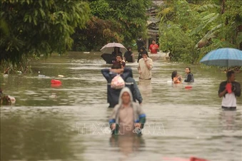 Thái Lan ban bố vùng thảm họa ở miền Bắc do lũ lụt