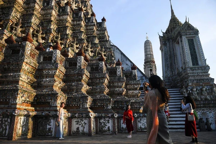 Thái Lan dừng miễn visa 60 ngày với du khách từ 93 nước