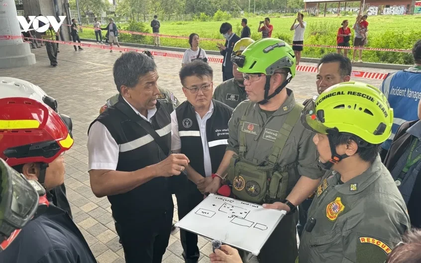 Thái Lan siết an toàn đường sắt sau vụ tai nạn tàu hỏa nghiêm trọng ở Bangkok Thái Lan siết an toàn đường sắt sau vụ tai nạn tàu hỏa nghiêm trọng ở Bangkok