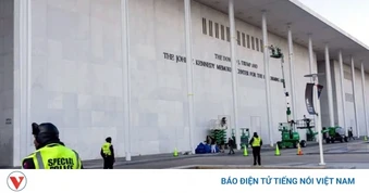 Thẩm phán Mỹ ra lệnh xóa tên ông Trump khỏi Trung tâm Kennedy ở Washington