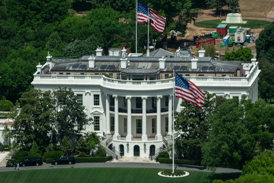 Thẩm phán Mỹ tạm ngăn chặn Tổng thống Trump lập quỹ 1,8 tỷ USD Thẩm phán Mỹ tạm ngăn chặn Tổng thống Trump lập quỹ 1,8 tỷ USD