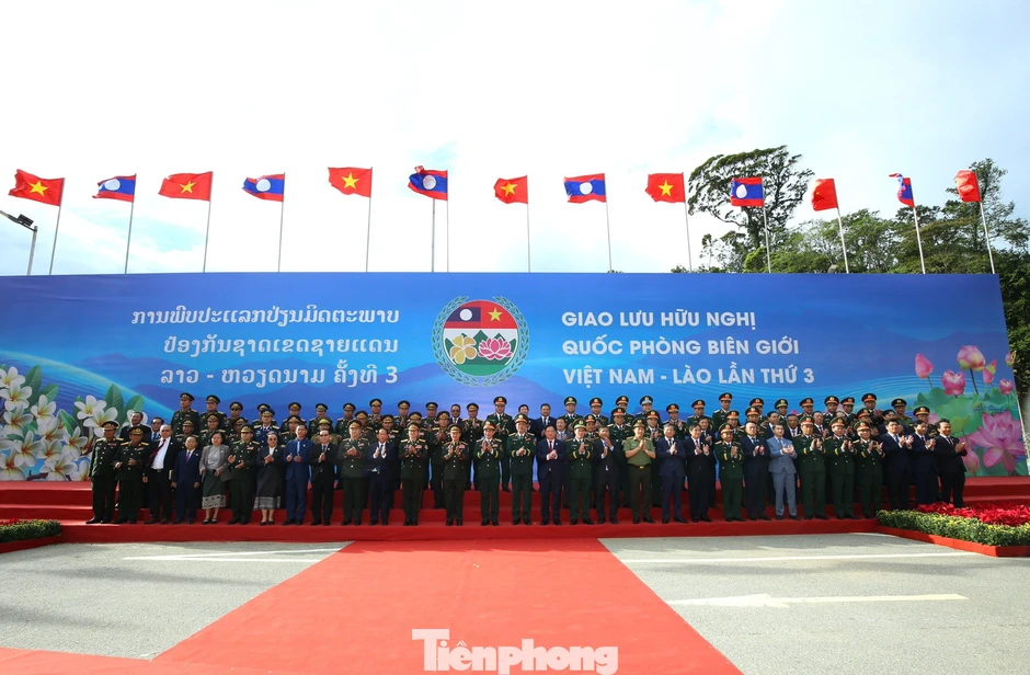 Thắt chặt hợp tác, vun đắp tình hữu nghị đặc biệt Việt Nam - Lào