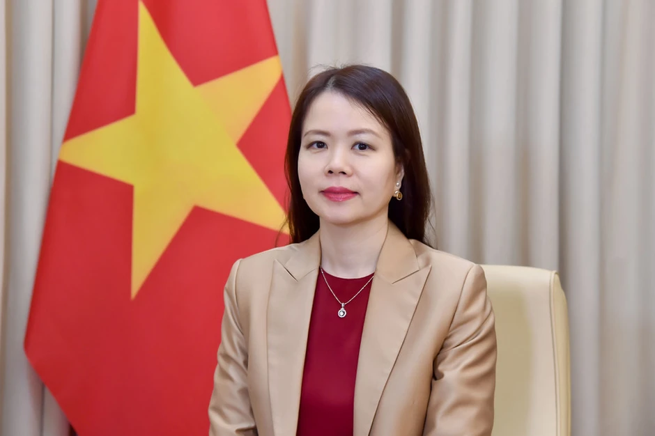 Thống nhất nhận thức, đổi mới tư duy, đóng góp thực hiện các mục tiêu phát triển đất nước Thống nhất nhận thức, đổi mới tư duy, đóng góp thực hiện các mục tiêu phát triển đất nước