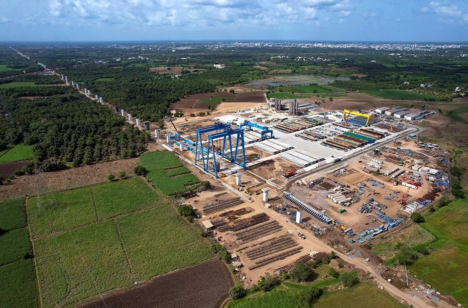 Thu hồi gần 1.400 ha đất, di dời gần 1.900 hộ dân để làm siêu dự án đường sắt tốc độ cao 320 km/h, vốn 17 tỷ USD được Nhật Bản tài trợ 81% Thu hồi gần 1.400 ha đất, di dời gần 1.900 hộ dân để làm siêu dự án đường sắt tốc độ cao 320 km/h, vốn 17 tỷ USD được Nhật Bản tài trợ 81%
