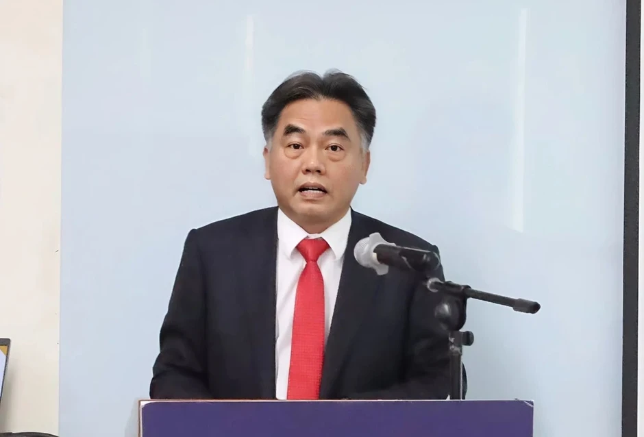 Thứ trưởng Ngoại giao Nguyễn Minh Hằng dự khai mạc chương trình 'Lãnh đạo cao cấp' dành cho cán bộ Lào