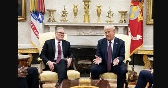 Thủ tướng Anh không nhượng bộ dù ông Trump dọa thay đổi thỏa thuận thương mại
