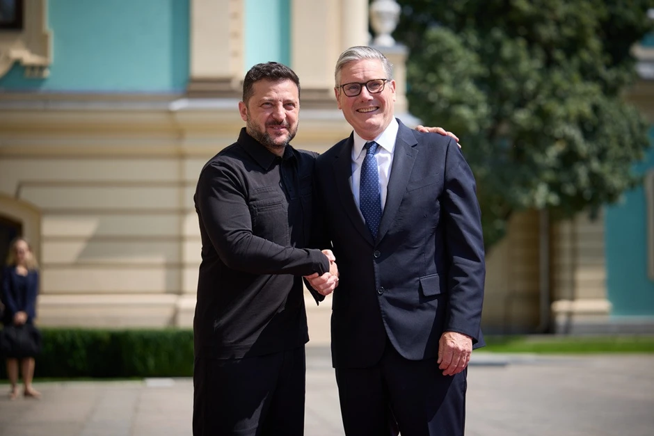 Thủ tướng Anh Starmer thăm Ukraine ngay trước khi rời nhiệm sở Thủ tướng Anh Starmer thăm Ukraine ngay trước khi rời nhiệm sở
