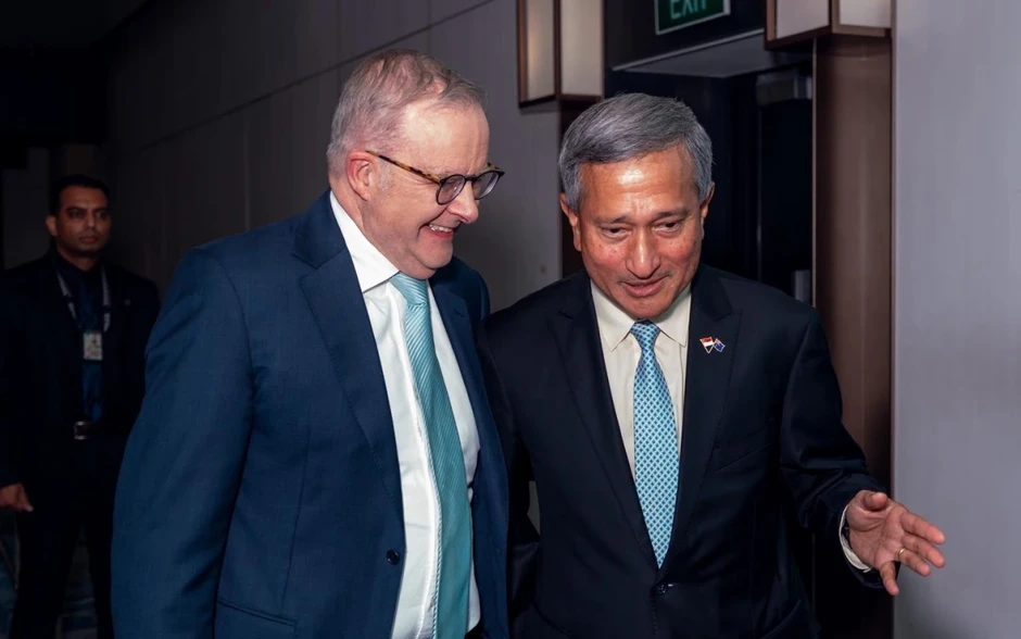 Thủ tướng Australia thăm Singapore nhằm tháo gỡ khủng hoảng nhiên liệu Thủ tướng Australia thăm Singapore nhằm tháo gỡ khủng hoảng nhiên liệu