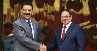 Thủ tướng đề nghị Kuwait cùng phối hợp đảm bảo an ninh năng lượng