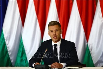 Thủ tướng Hungary phát động chiến dịch thay thế nhân sự cũ