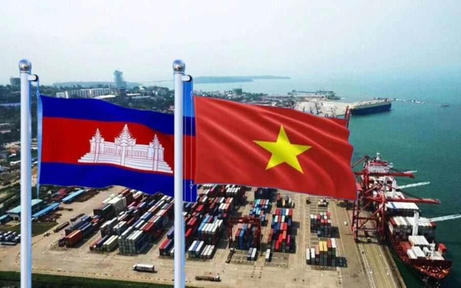 Thủ tướng Lê Minh Hưng gặp Thủ tướng Campuchia và Lào tại Hội nghị cấp cao ASEAN 2026