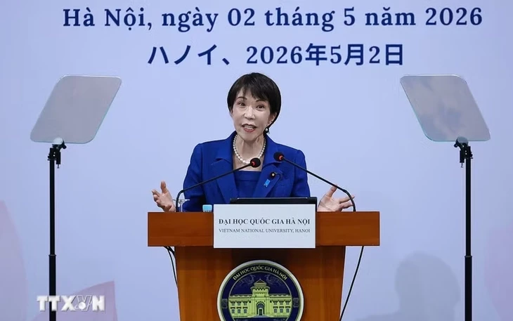 Thủ tướng Nhật Bản Takaichi Sanae thử đánh trống tại tiệc chiêu đãi ở Việt Nam Thủ tướng Nhật Bản Takaichi Sanae thử đánh trống tại tiệc chiêu đãi ở Việt Nam