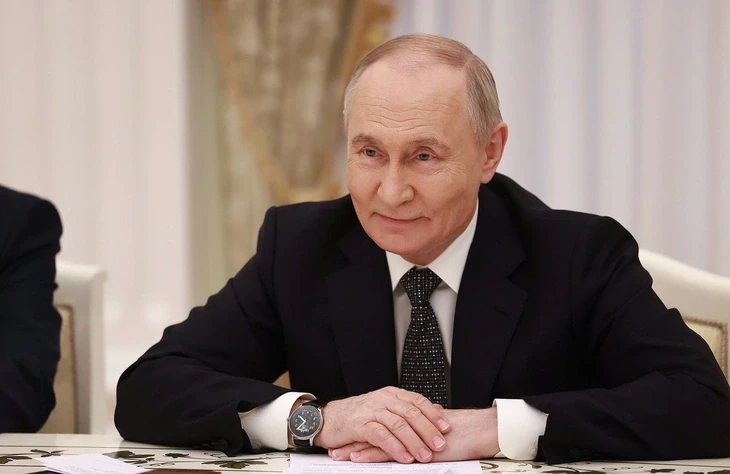 Thủ tướng Phạm Minh Chính hội kiến Tổng thống Nga Putin tại Điện Kremlin