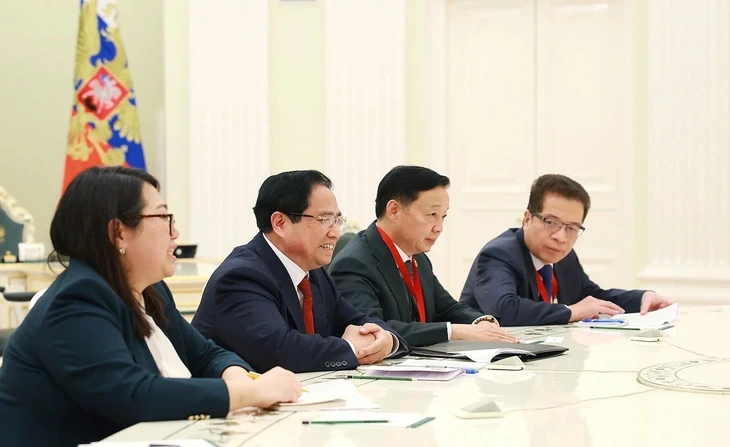 Thủ tướng Phạm Minh Chính hội kiến Tổng thống Nga Putin tại Điện Kremlin