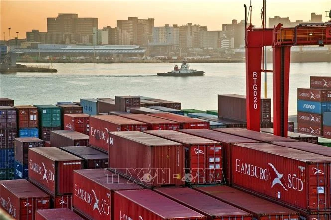 Thuế quan Mỹ: Nam Phi chuẩn bị cấm nhập khẩu hàng hóa liên quan đến lao động cưỡng bức Thuế quan Mỹ: Nam Phi chuẩn bị cấm nhập khẩu hàng hóa liên quan đến lao động cưỡng bức