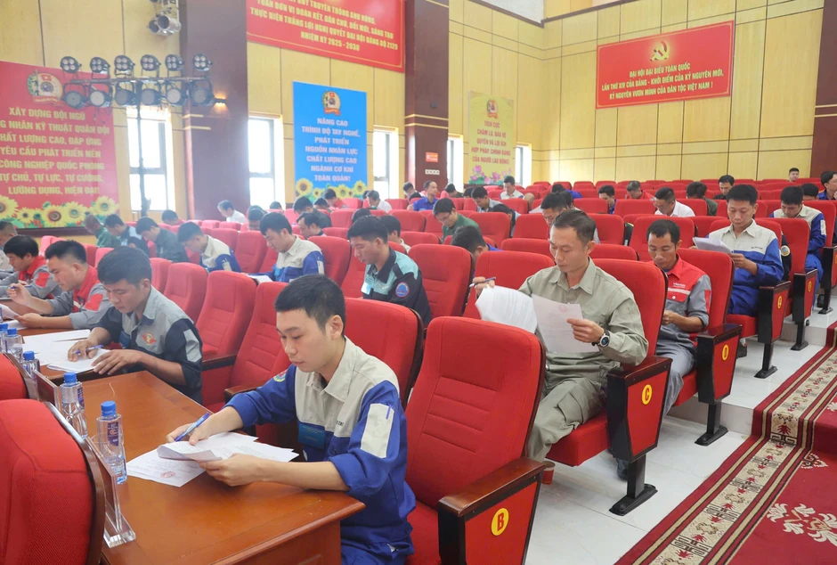 Thượng tướng Lê Quang Minh: Hiện đại hóa vũ khí bắt đầu từ người lính thợ Thượng tướng Lê Quang Minh: Hiện đại hóa vũ khí bắt đầu từ người lính thợ