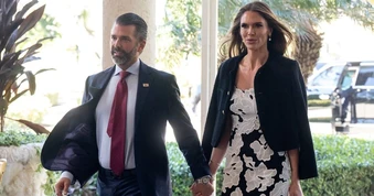 Tiệc mừng đám cưới của con trai được tài phiệt Nga bao trọn, ông Donald Trump nói gì?