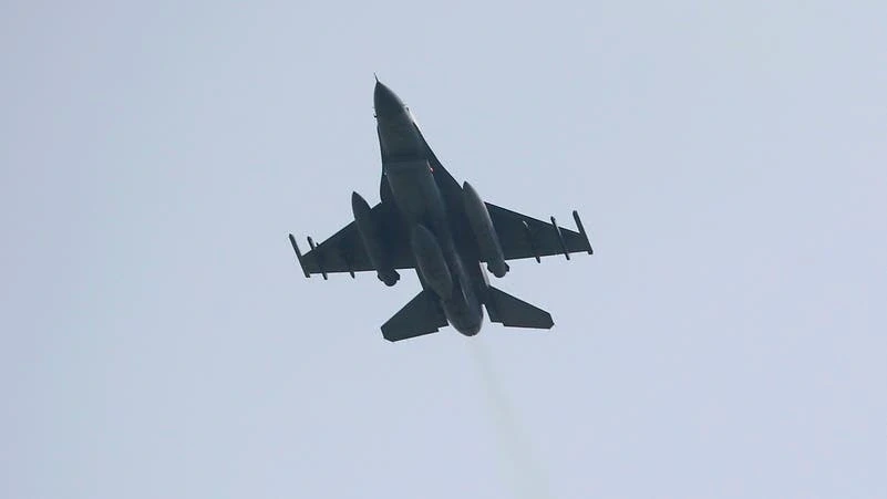 Tiêm kích F-16 Thổ Nhĩ Kỳ rơi, cháy như cầu lửa Tiêm kích F-16 Thổ Nhĩ Kỳ rơi, cháy như cầu lửa