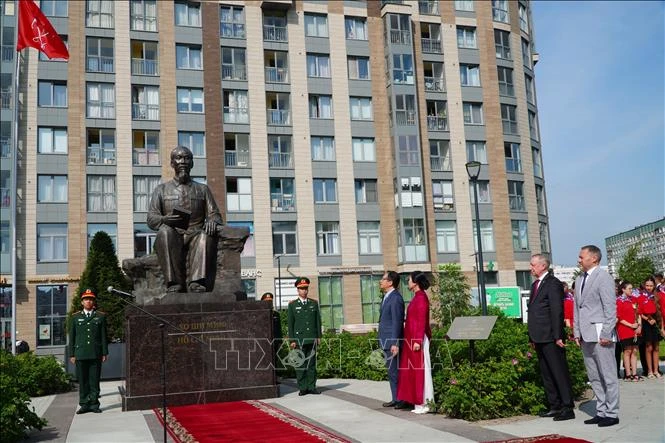 Tiếp bước Người vun đắp tình hữu nghị Việt - Nga Tiếp bước Người vun đắp tình hữu nghị Việt - Nga