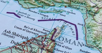 Tin buồn từ eo biển Hormuz