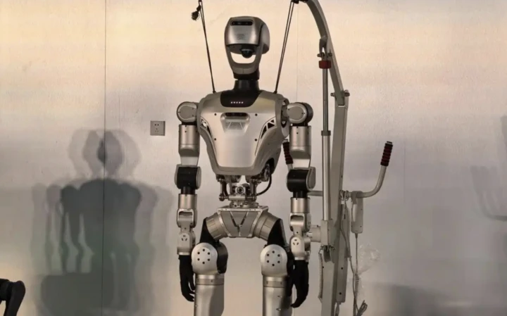Tin nóng thế giới hôm nay 29/9: Trung Quốc ra robot AI có 'thần kinh thông minh' Tin nóng thế giới hôm nay 29/9: Trung Quốc ra robot AI có 'thần kinh thông minh'