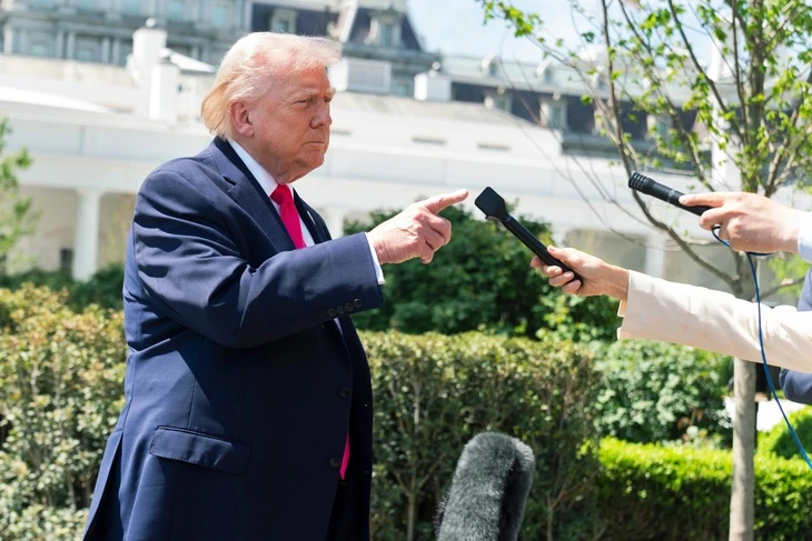 Tin tức thế giới 17-4: Ông Trump nói thỏa thuận với Iran 'rất gần'; Mỹ duy trì phong tỏa cảng Iran Tin tức thế giới 17-4: Ông Trump nói thỏa thuận với Iran 'rất gần'; Mỹ duy trì phong tỏa cảng Iran