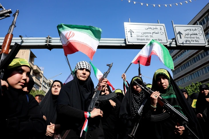 Tin tức thế giới 19-4: Iran nói đàm phán với Mỹ tiến triển, nhưng vẫn đóng eo biển Hormuz Tin tức thế giới 19-4: Iran nói đàm phán với Mỹ tiến triển, nhưng vẫn đóng eo biển Hormuz