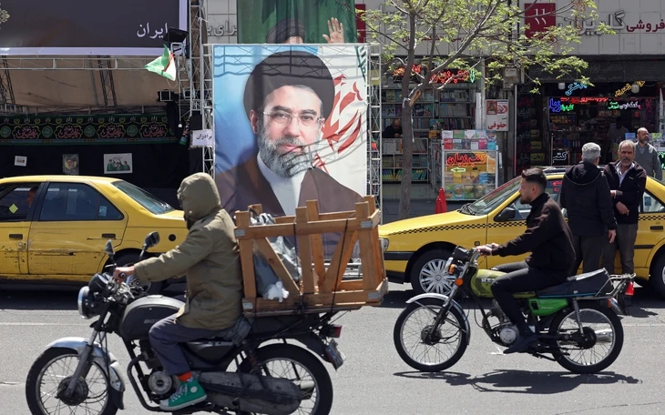 Tin tức thế giới 6-4: Ông Trump ra hạn chót cho Iran, sáng 8-4; Nga tố Ukraine bắn chìm tàu chở hàng Tin tức thế giới 6-4: Ông Trump ra hạn chót cho Iran, sáng 8-4; Nga tố Ukraine bắn chìm tàu chở hàng