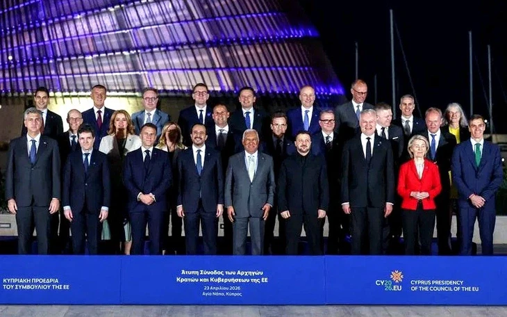 Tin tức thế giới sáng 28-4: Ông Trump không thích đề xuất mới từ Iran; 2 xe lửa đâm nhau ở Indonesia Tin tức thế giới sáng 28-4: Ông Trump không thích đề xuất mới từ Iran; 2 xe lửa đâm nhau ở Indonesia