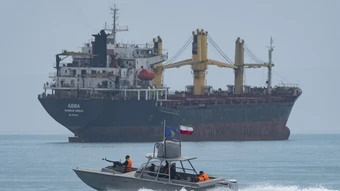 Tình báo Mỹ lo ngại Iran 'có thể đóng Hormuz bất cứ lúc nào'