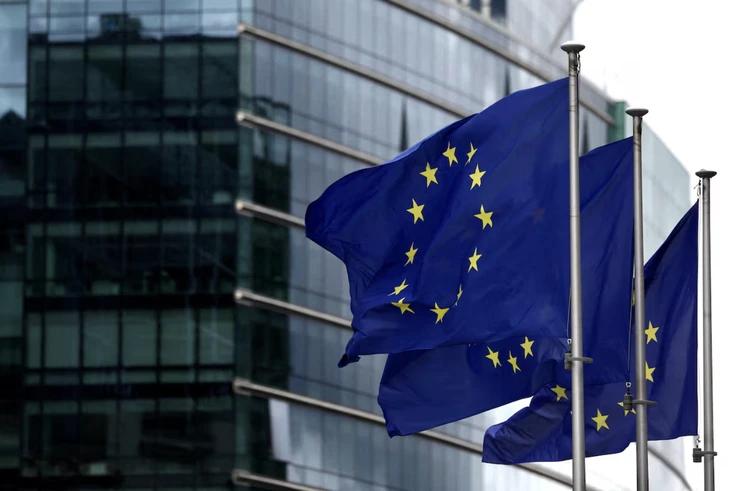 Tình báo Nga cảnh báo: EU tìm cách phát triển vũ khí hạt nhân Tình báo Nga cảnh báo: EU tìm cách phát triển vũ khí hạt nhân