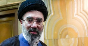 Tình trạng sức khỏe của tân Lãnh tụ Tối cao Iran sau khi bị thương
