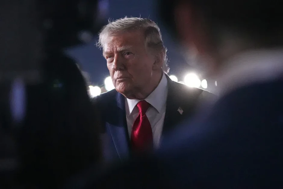 Tòa án Mỹ bác bỏ đề xuất tăng phí visa H-1B của Tổng thống Trump