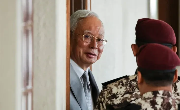 Tòa án Malaysia phán quyết cựu Thủ tướng Najib phải bồi thường 1,3 tỷ USD Tòa án Malaysia phán quyết cựu Thủ tướng Najib phải bồi thường 1,3 tỷ USD