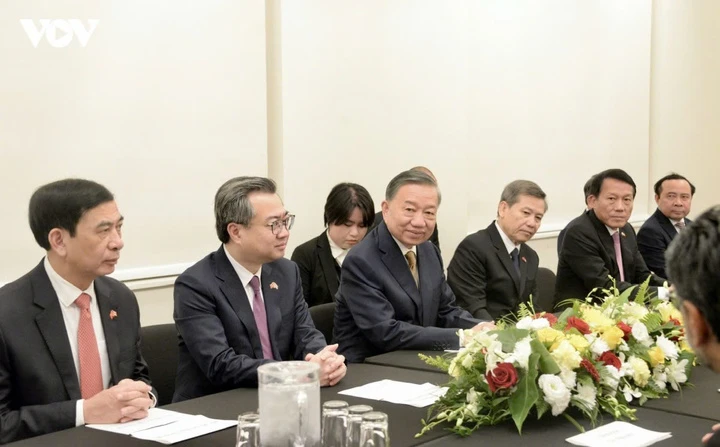 Toàn cảnh chuyến thăm cấp Nhà nước tới Canada của Tổng Bí thư, Chủ tịch nước Toàn cảnh chuyến thăm cấp Nhà nước tới Canada của Tổng Bí thư, Chủ tịch nước