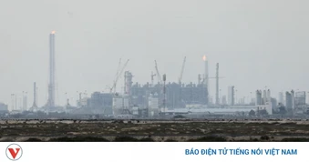 Toàn cảnh quốc tế sáng 22/5: Iran dàn trận hiểm hóc nhắm vào mạch máu dầu UAE