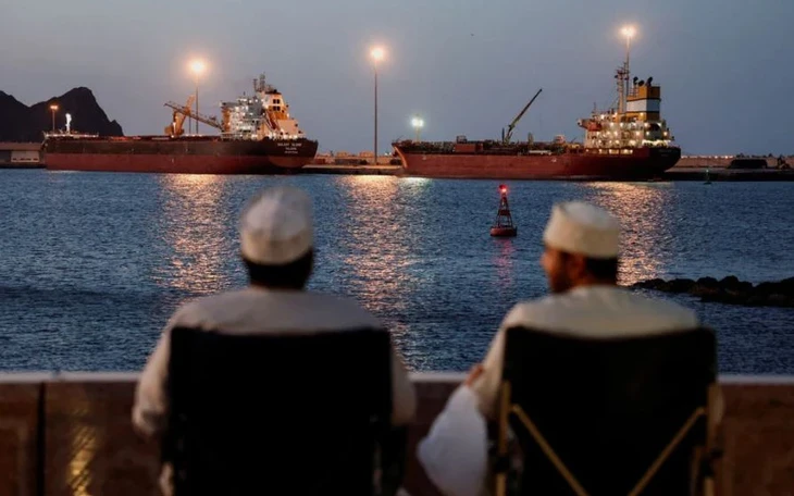 Tối hậu thư của ông Trump: Iran chỉ còn 48 giờ để mở eo biển Hormuz Tối hậu thư của ông Trump: Iran chỉ còn 48 giờ để mở eo biển Hormuz