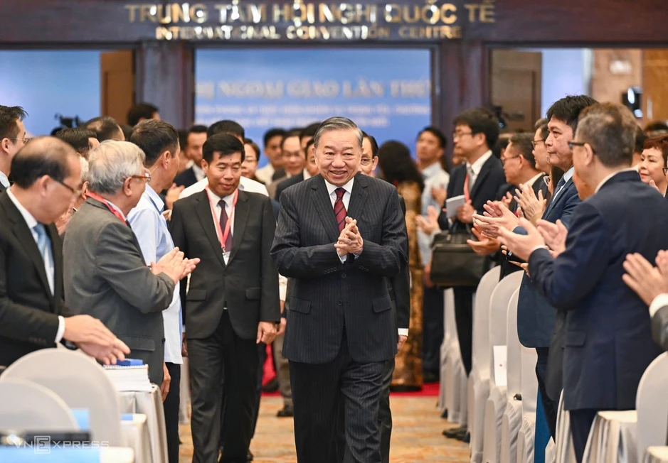 Tổng Bí thư, Chủ tịch nước: Đối ngoại cần tranh thủ nguồn lực cho khoa học, công nghệ Tổng Bí thư, Chủ tịch nước: Đối ngoại cần tranh thủ nguồn lực cho khoa học, công nghệ
