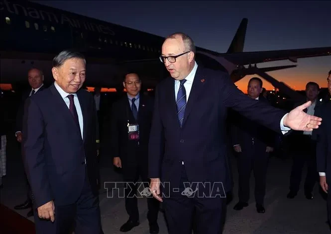 Tổng Bí thư, Chủ tịch nước Tô Lâm bắt đầu thăm cấp Nhà nước tới Canada Tổng Bí thư, Chủ tịch nước Tô Lâm bắt đầu thăm cấp Nhà nước tới Canada
