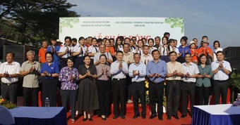 Tổng lãnh sự Trung Quốc tham dự lễ trồng cây gây rừng tại TP.HCM