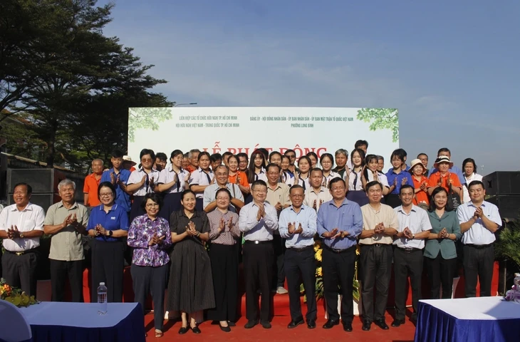 Tổng lãnh sự Trung Quốc tham dự lễ trồng cây gây rừng tại TP.HCM Tổng lãnh sự Trung Quốc tham dự lễ trồng cây gây rừng tại TP.HCM