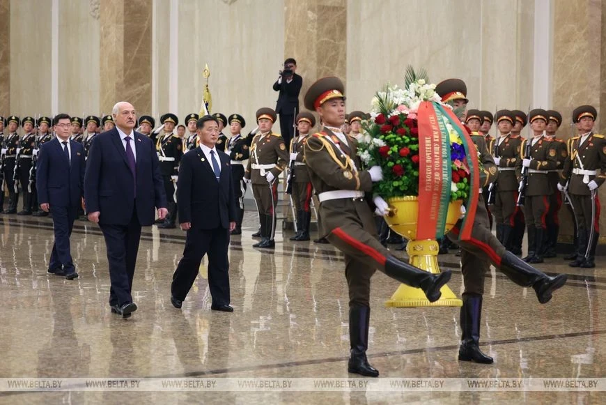Tổng thống Belarus lần đầu công du Triều Tiên