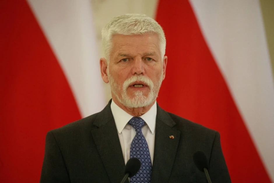Tổng thống Czech kêu gọi ông Trump đối xử công bằng với châu Âu Tổng thống Czech kêu gọi ông Trump đối xử công bằng với châu Âu