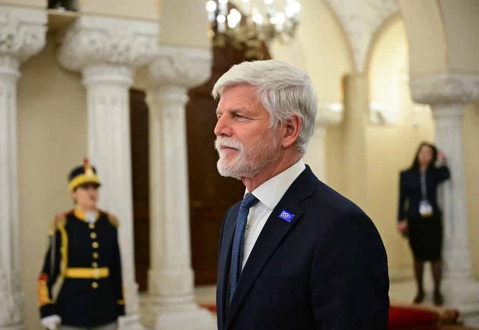 Tổng thống Czech kiện chính phủ, liên quan quyền tham dự hội nghị thượng đỉnh NATO Tổng thống Czech kiện chính phủ, liên quan quyền tham dự hội nghị thượng đỉnh NATO