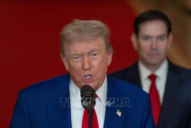 Tổng thống Donald Trump: Giá dầu tăng cao là cái giá nhỏ so với an ninh