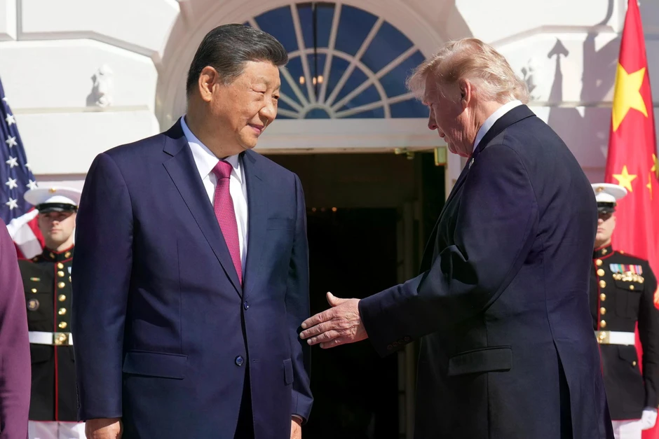 Tổng thống Donald Trump mời Chủ tịch Tập Cận Bình mua vũ khí Mỹ Tổng thống Donald Trump mời Chủ tịch Tập Cận Bình mua vũ khí Mỹ