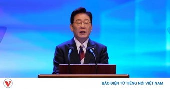 Tổng thống Hàn Quốc kêu gọi đàm phán với Triều Tiên về hiệp định hòa bình