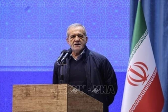 Tổng thống Iran khẳng định quyết tâm bảo vệ chủ quyền lãnh thổ